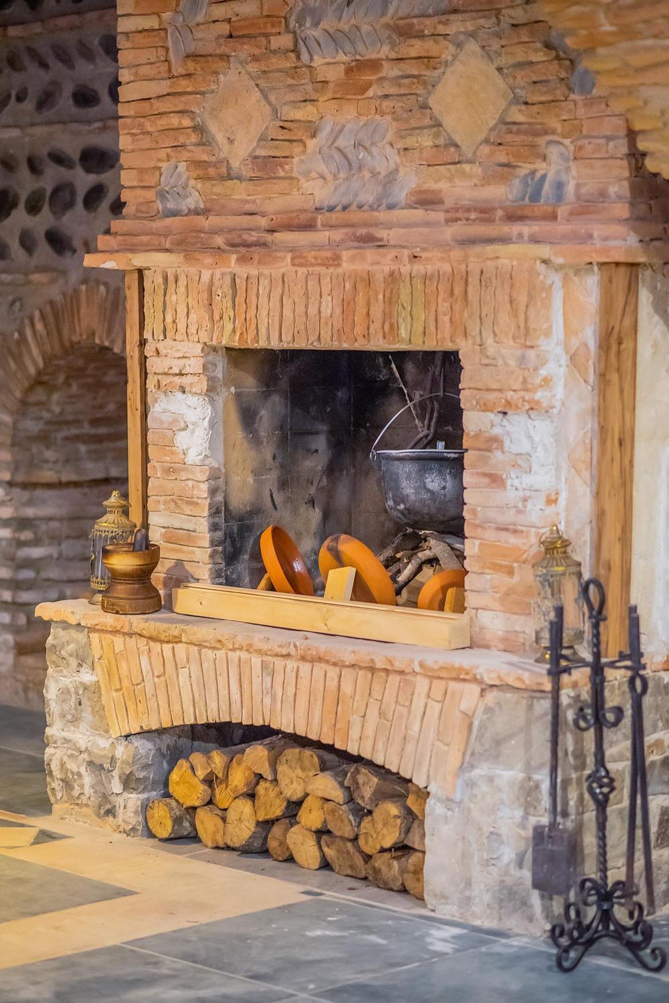 Dzvel Ubanshi Otel Gori Dış mekan fotoğraf