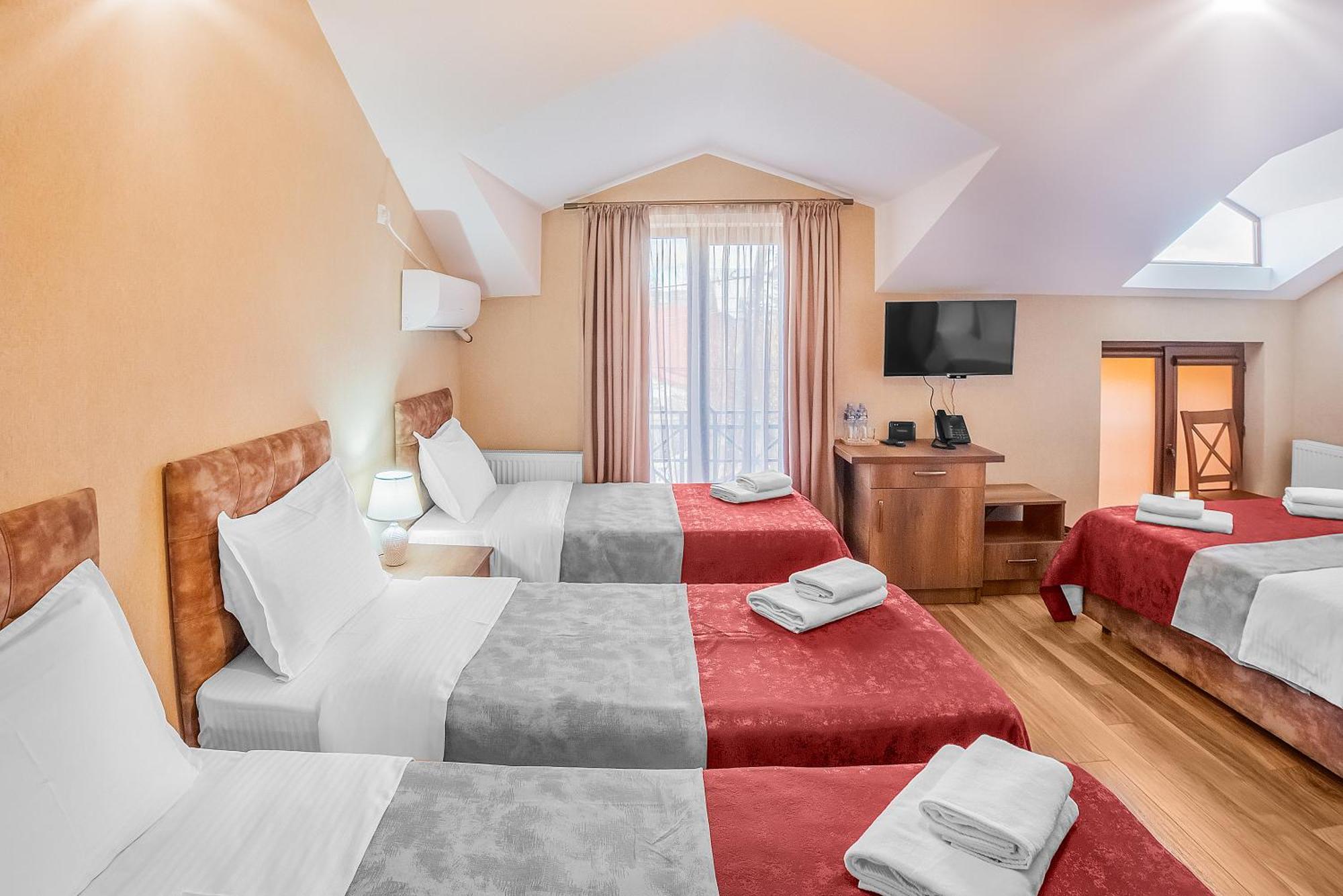 Dzvel Ubanshi Otel Gori Dış mekan fotoğraf