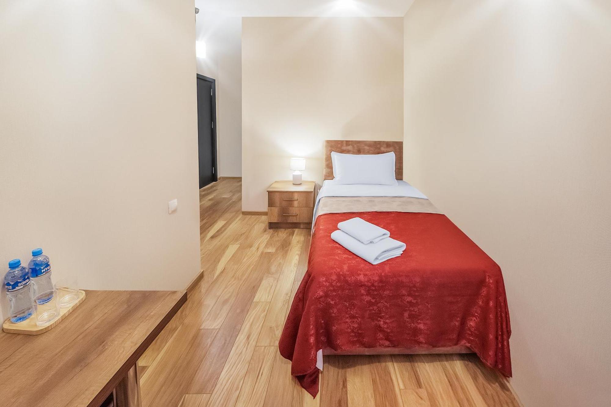 Dzvel Ubanshi Otel Gori Dış mekan fotoğraf