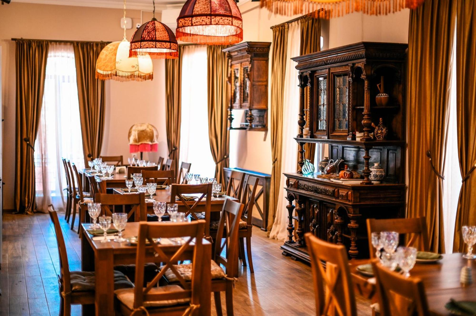 Dzvel Ubanshi Otel Gori Dış mekan fotoğraf