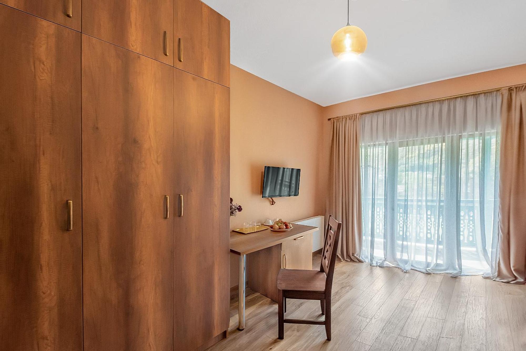Dzvel Ubanshi Otel Gori Dış mekan fotoğraf